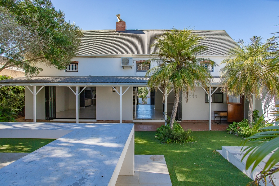 4 Bedroom Property for Sale in Hoog En Droog Western Cape